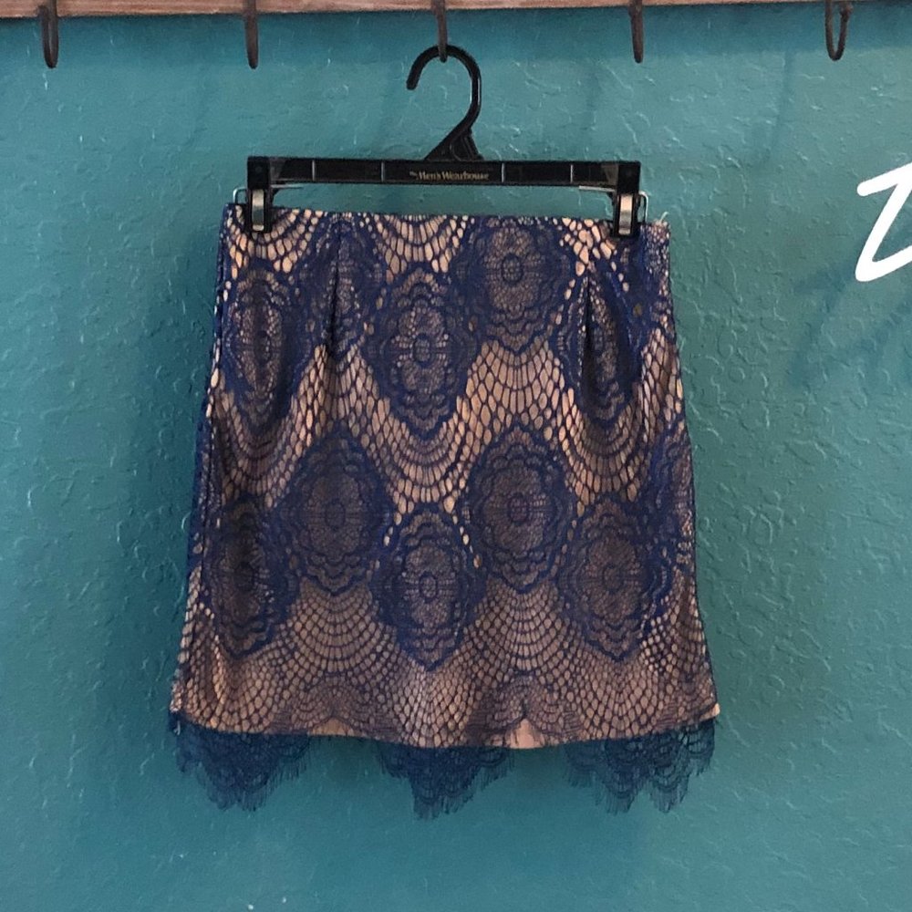 Blue/beige Lacey skirt